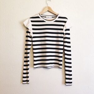 🖤🤍 Zara cream and black striped shirt with ruffle detail size L